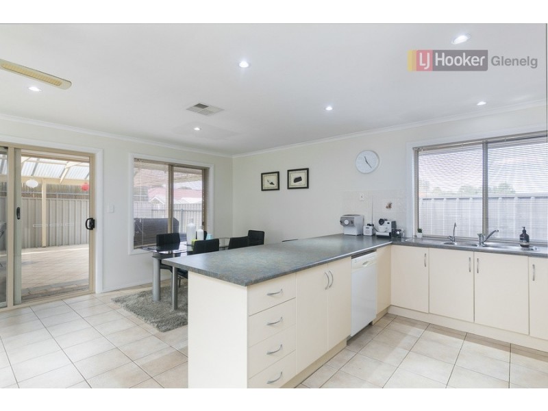 25 Holdfast Drive, Sheidow Park SA 5158