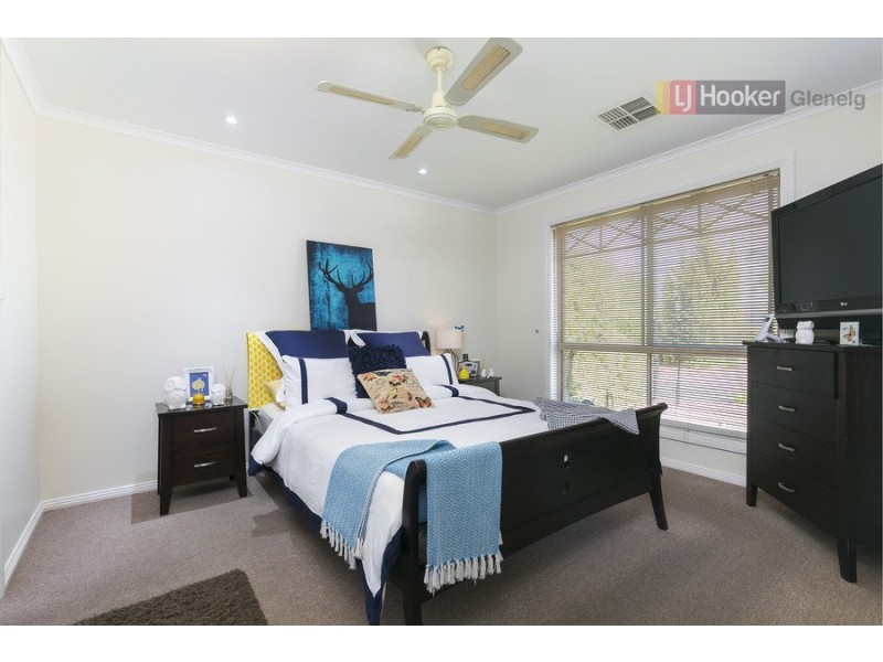 25 Holdfast Drive, Sheidow Park SA 5158