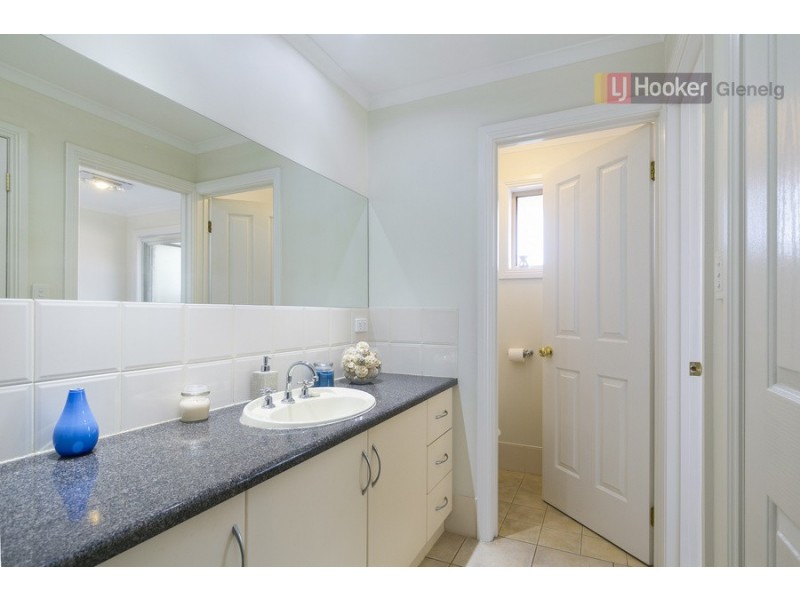 25 Holdfast Drive, Sheidow Park SA 5158