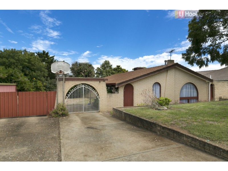 19 Falcon Avenue, Hallett Cove SA 5158