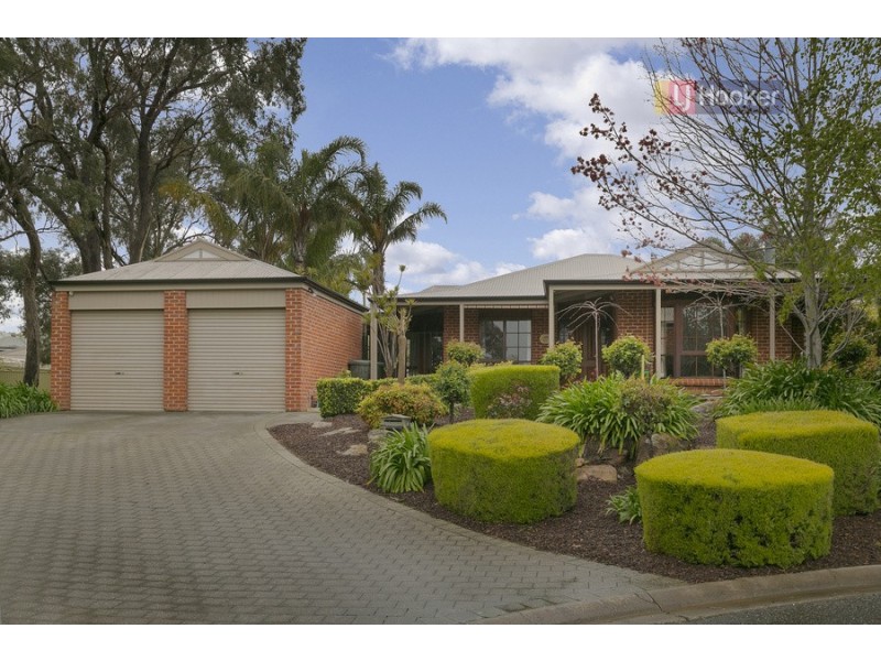 4 Shire Court, Woodcroft SA 5162