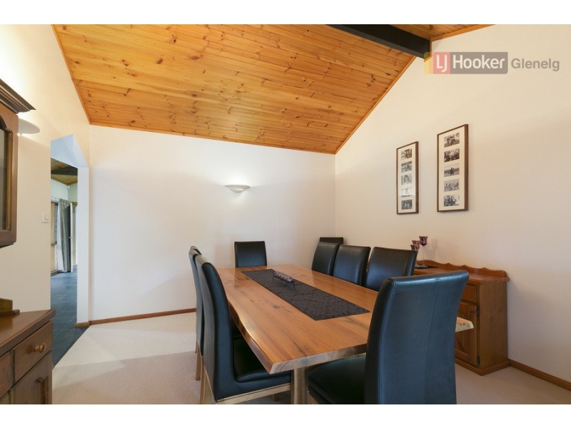 4 Shire Court, Woodcroft SA 5162