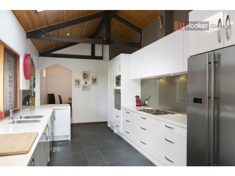 4 Shire Court, Woodcroft SA 5162