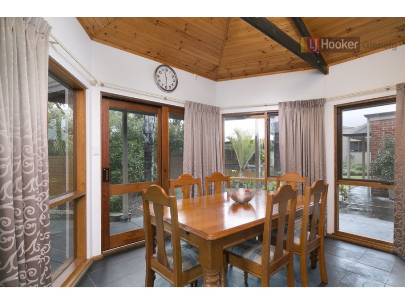 4 Shire Court, Woodcroft SA 5162