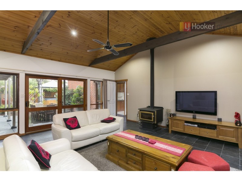 4 Shire Court, Woodcroft SA 5162