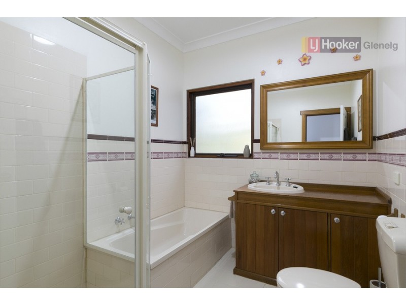 4 Shire Court, Woodcroft SA 5162