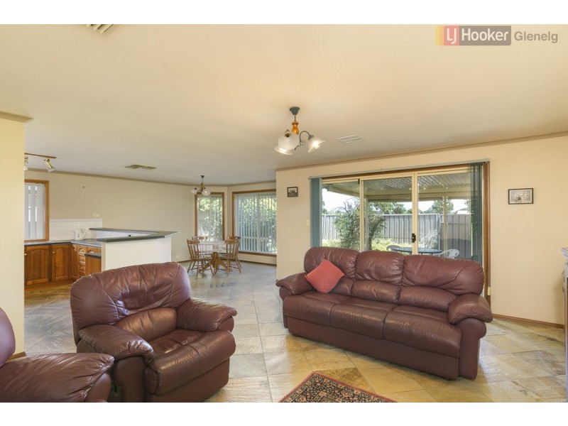 7 Arnold Drive, Mitchell Park SA 5043