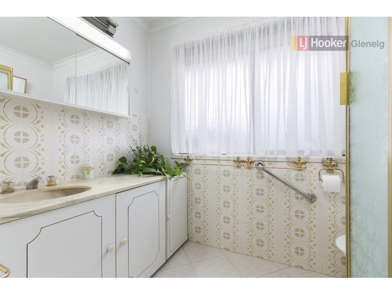 36 Saratoga Drive, Novar Gardens SA 5040