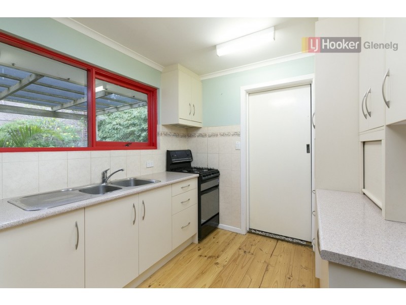 11 Taeping Street, Hallett Cove SA 5158