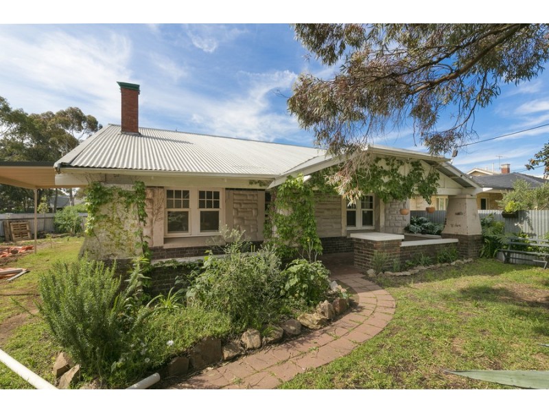 14 Kelvin Avenue, Clarence Park SA 5034