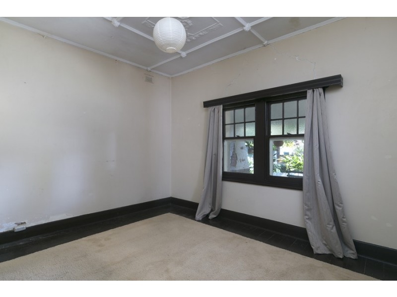 14 Kelvin Avenue, Clarence Park SA 5034