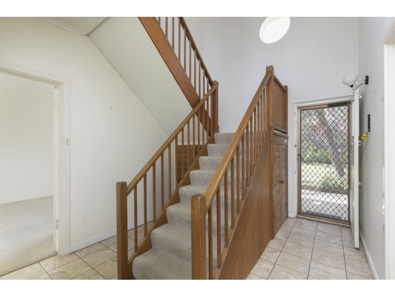 11 Lifford Parade, Marino SA 5049