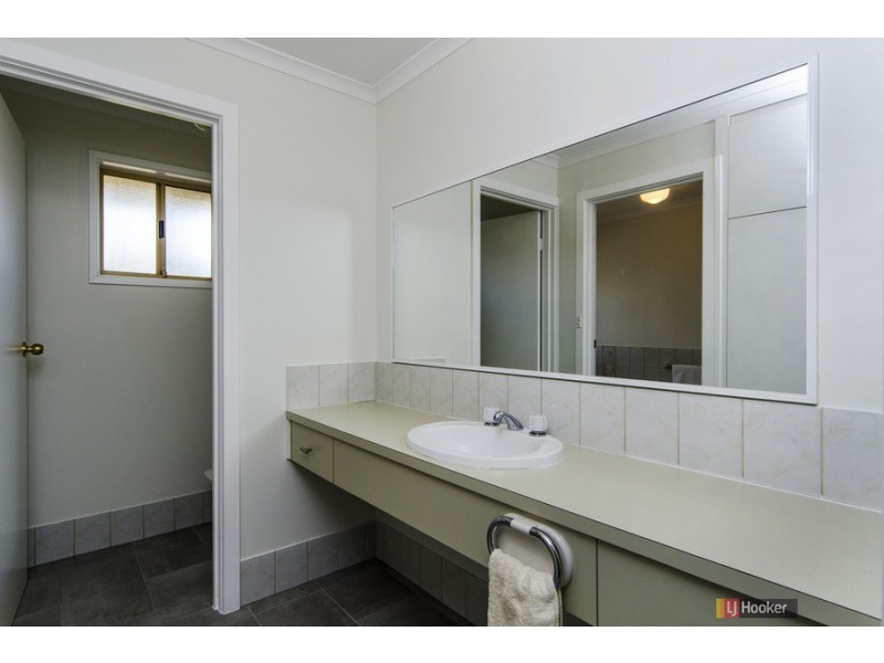 17 Waverley Drive, Willunga SA 5172