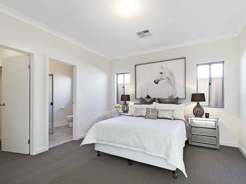 4 & 4A Embert Street, Sturt SA 5047