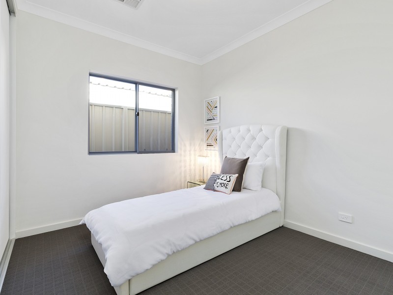 4 & 4A Embert Street, Sturt SA 5047