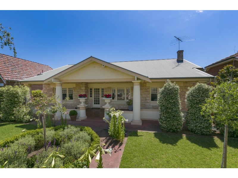 26 Oval Avenue, Woodville South SA 5011