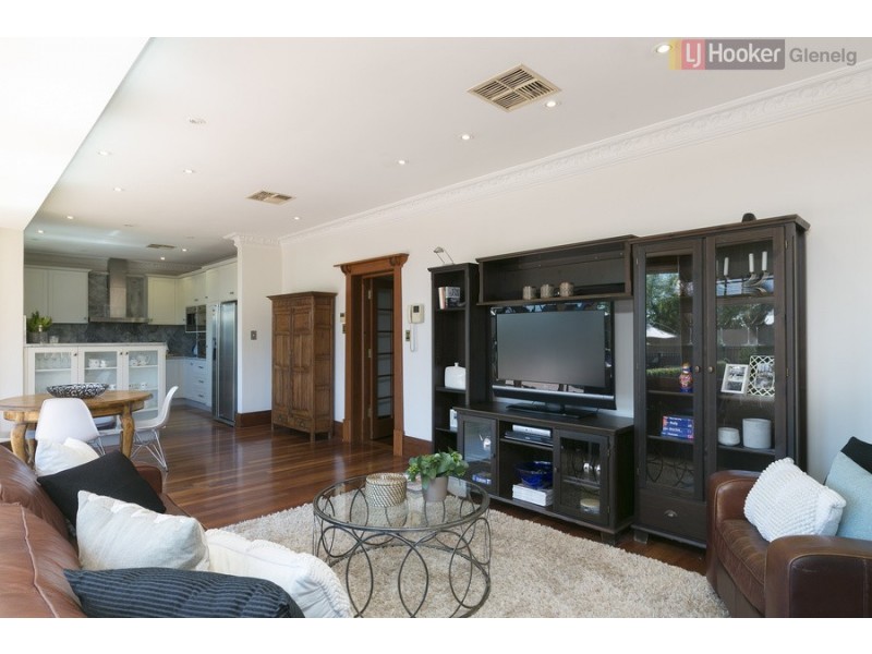 26 Oval Avenue, Woodville South SA 5011