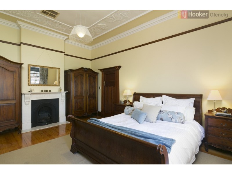 26 Oval Avenue, Woodville South SA 5011