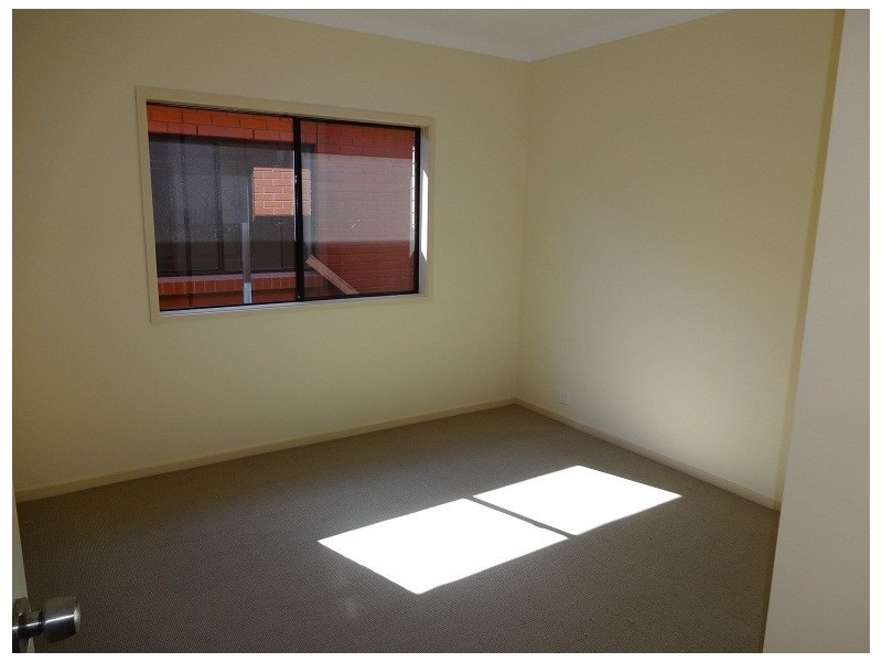 26 White Crescent, Seacombe Gardens SA 5047