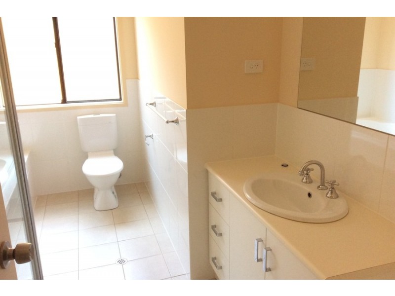 26 White Crescent, Seacombe Gardens SA 5047