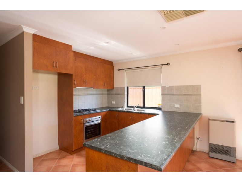 43 Shillabeer Crescent, Woodcroft SA 5162