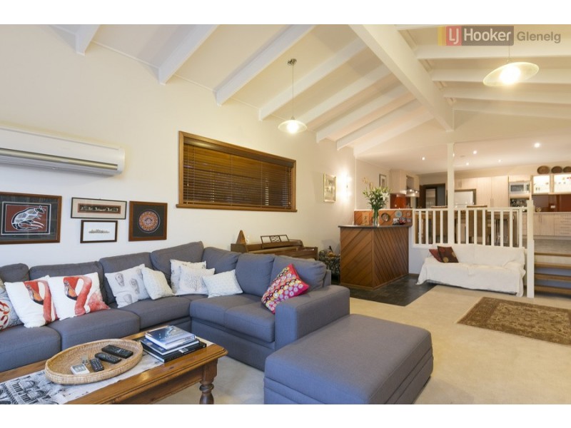 10 Carlton Terrace, Marino SA 5049