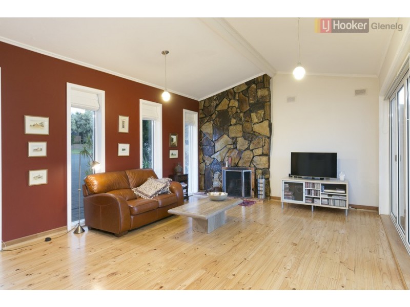 10 Carlton Terrace, Marino SA 5049