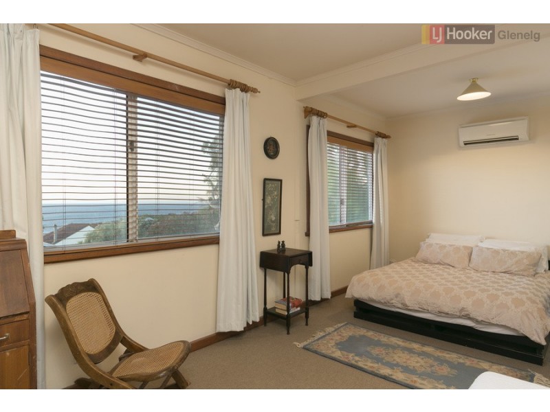 10 Carlton Terrace, Marino SA 5049