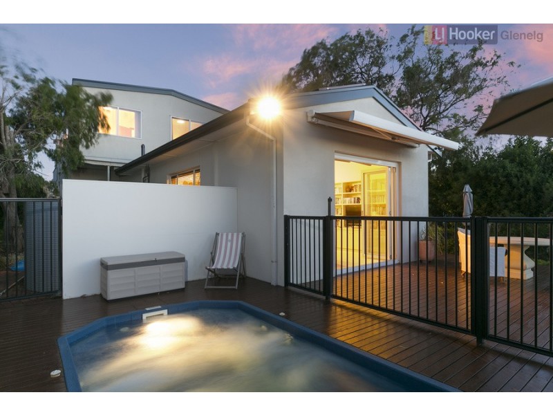 10 Carlton Terrace, Marino SA 5049