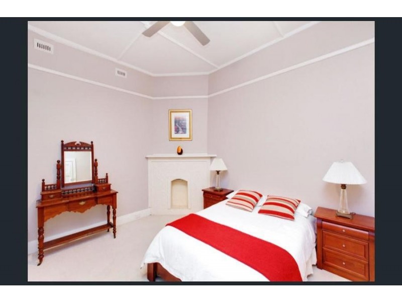 14 Lapthorne Street, Glenelg East SA 5045