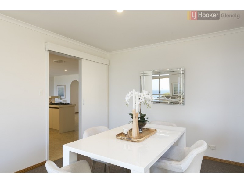 174 Perry Barr Road, Hallett Cove SA 5158