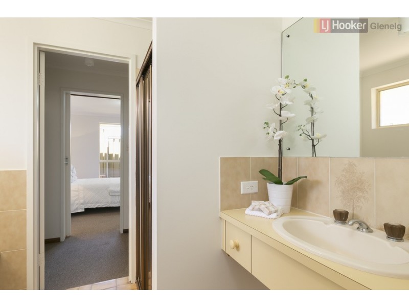 174 Perry Barr Road, Hallett Cove SA 5158