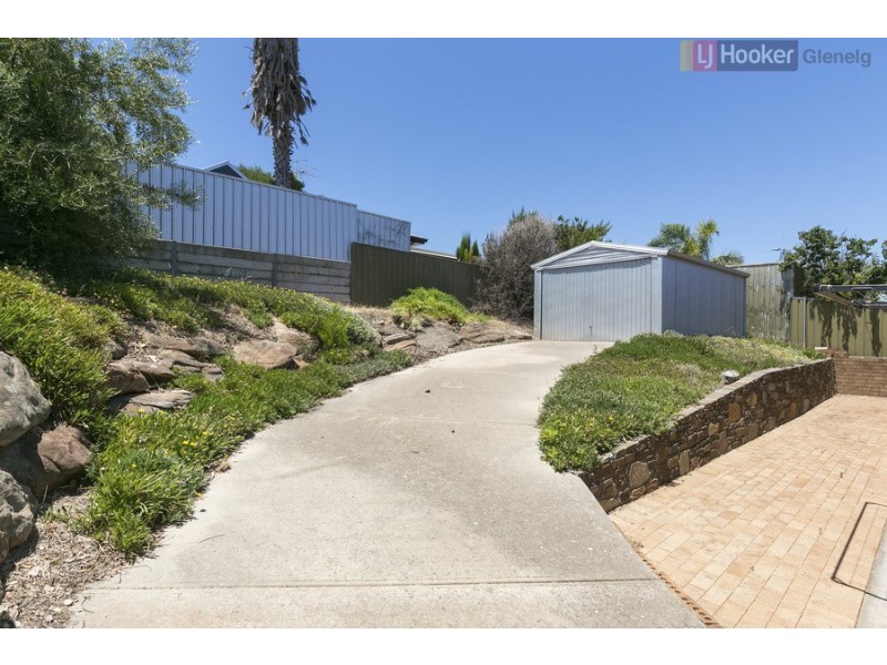 174 Perry Barr Road, Hallett Cove SA 5158