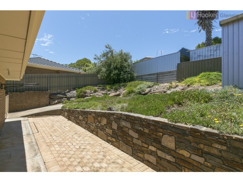 174 Perry Barr Road, Hallett Cove SA 5158