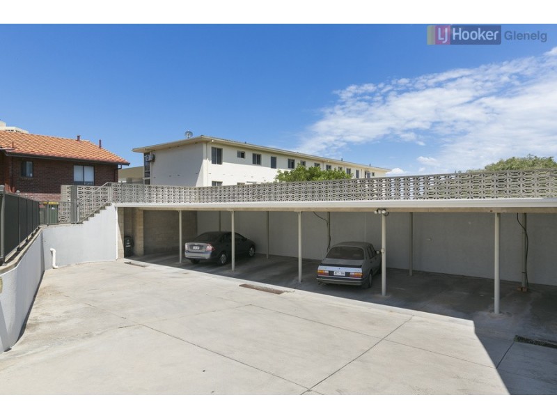 4/18 Patawalonga Esplanade, Glenelg North SA 5045