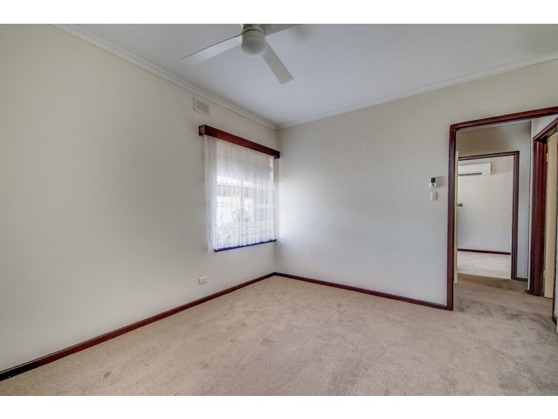 3/2 Hazel Street, Ascot Park SA 5043