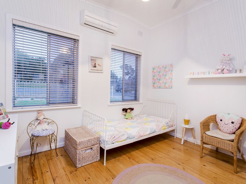 16 Madeira Drive, Morphett Vale SA 5162