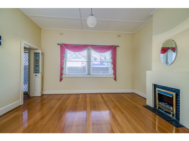 7/18A South Esplanade, Glenelg SA 5045