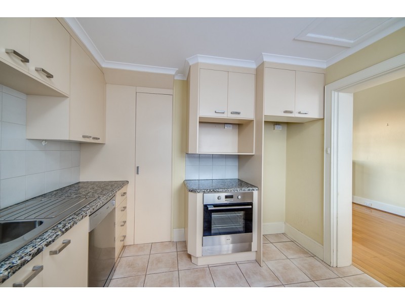 7/18A South Esplanade, Glenelg SA 5045