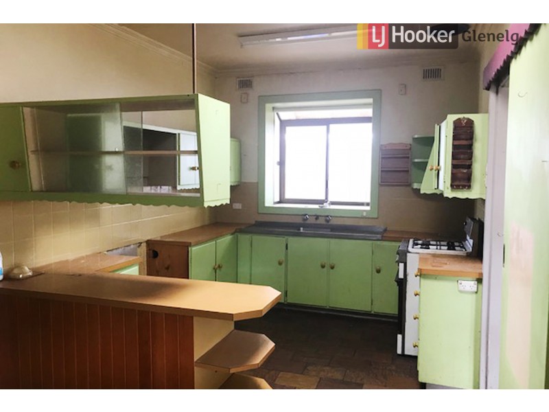 12 Trimmer Parade, Woodville West SA 5011