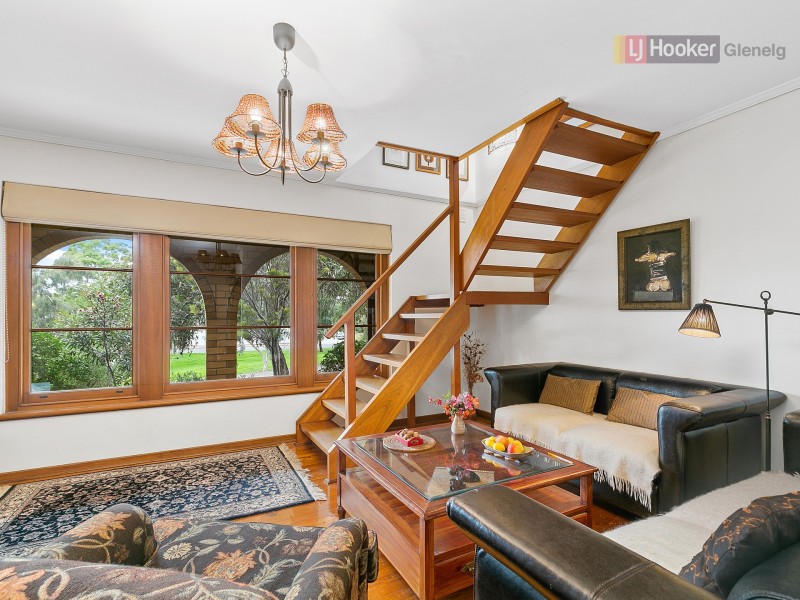 24 Hill Street, Seacliff Park SA 5049