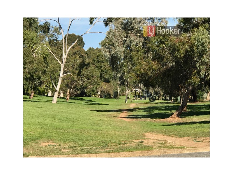 24 Hill Street, Seacliff Park SA 5049