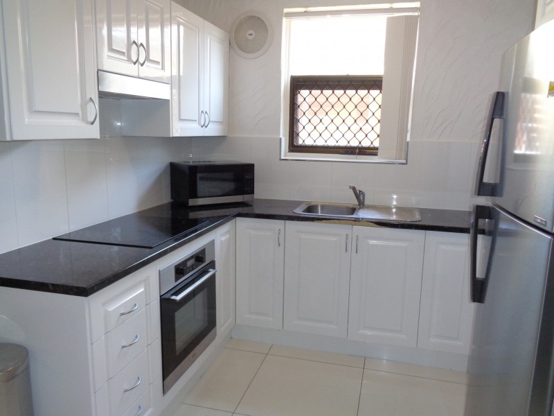 17/3 Broadway, Glenelg SA 5045