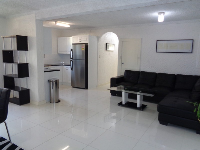 17/3 Broadway, Glenelg SA 5045