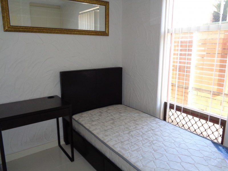 17/3 Broadway, Glenelg SA 5045