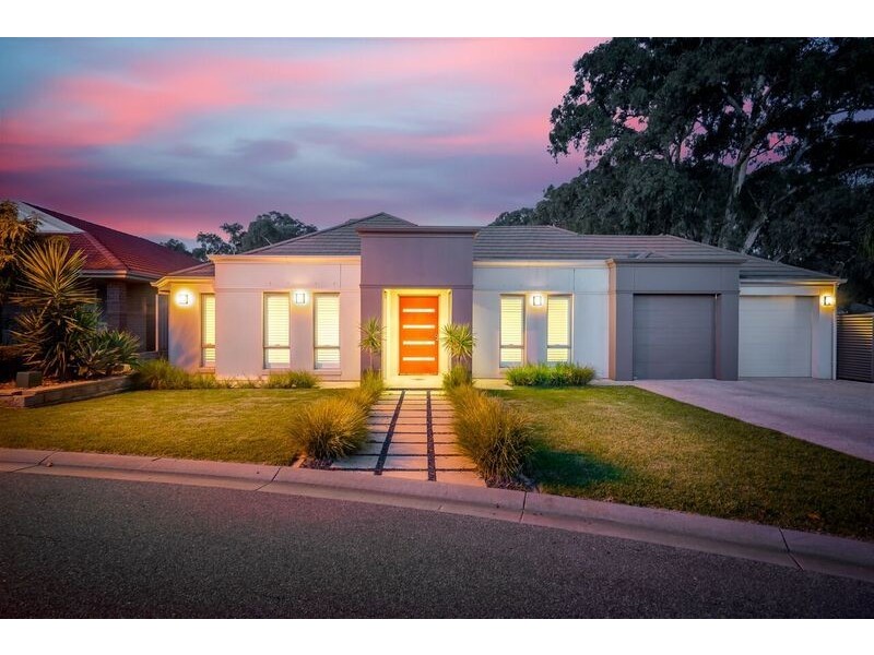 11 Miller Avenue, Ridgehaven SA 5097