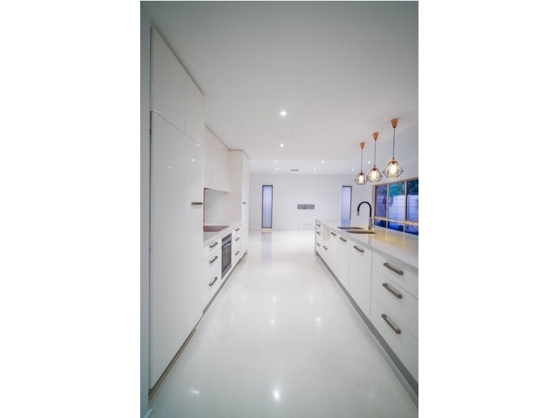 11 Miller Avenue, Ridgehaven SA 5097