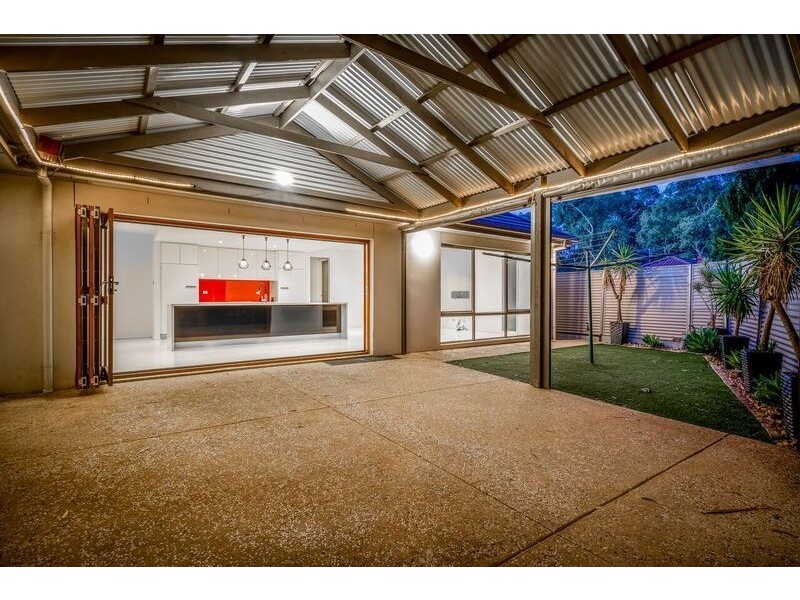 11 Miller Avenue, Ridgehaven SA 5097