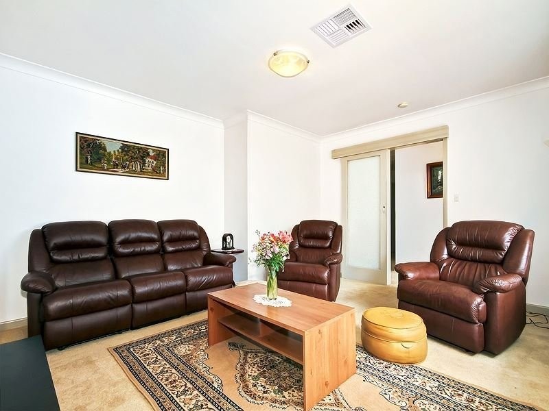 18 Inverness Avenue, Morphett Vale SA 5162