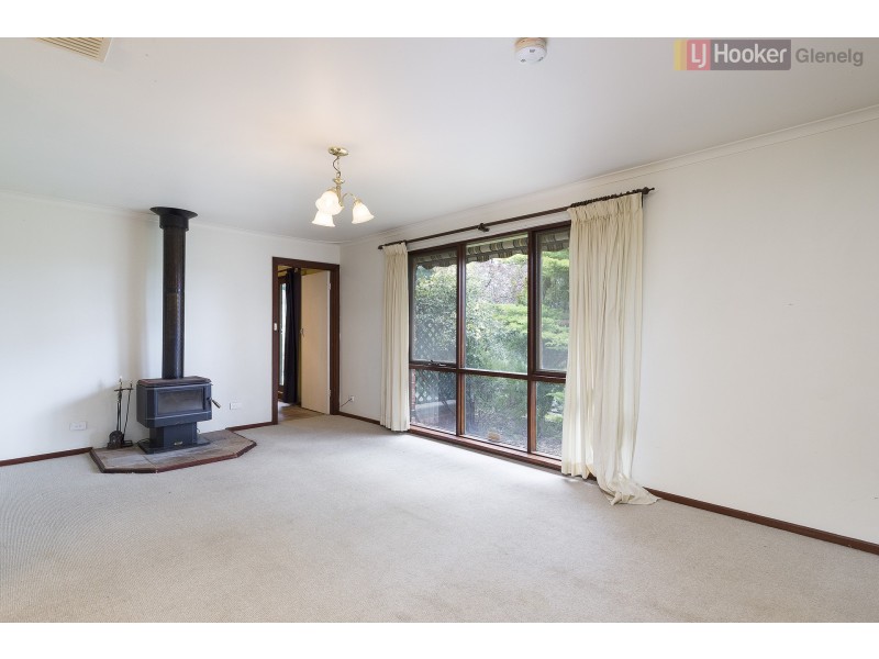 11 Rowlands Hill Road, Coromandel Valley SA 5051